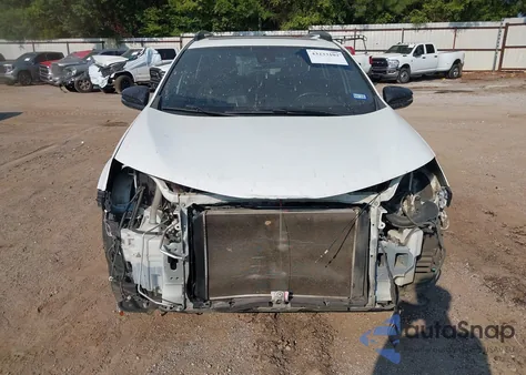 2018 Toyota Rav4 Se из США, поврежденный, VIN JTMNFREV3JJ163699